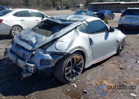2015 Nissan 370Z Nismo z USA, uszkodzony, nr VIN JN1AZ4EH1FM443147